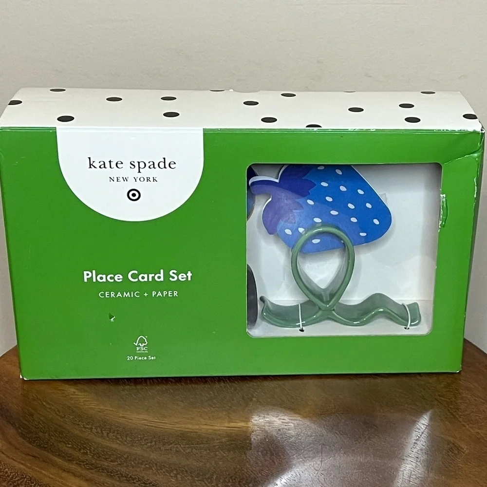 ⭐️ Kate Spade NWT 4pc Place Cards & Ceramic Holders